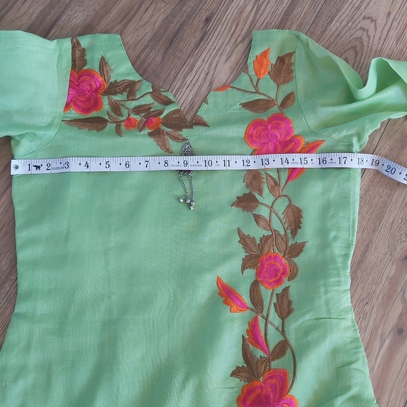 Ethnic  Indian wear - Picture 5 of 12